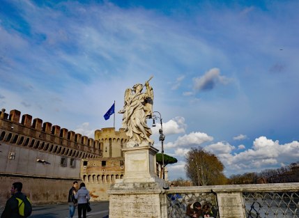 Angel-on-Ponte-Sant'Angelo-near-Castle